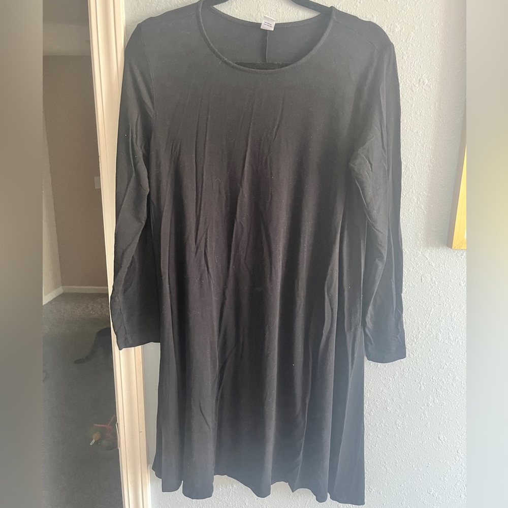 Old Navy Classic Black Dress